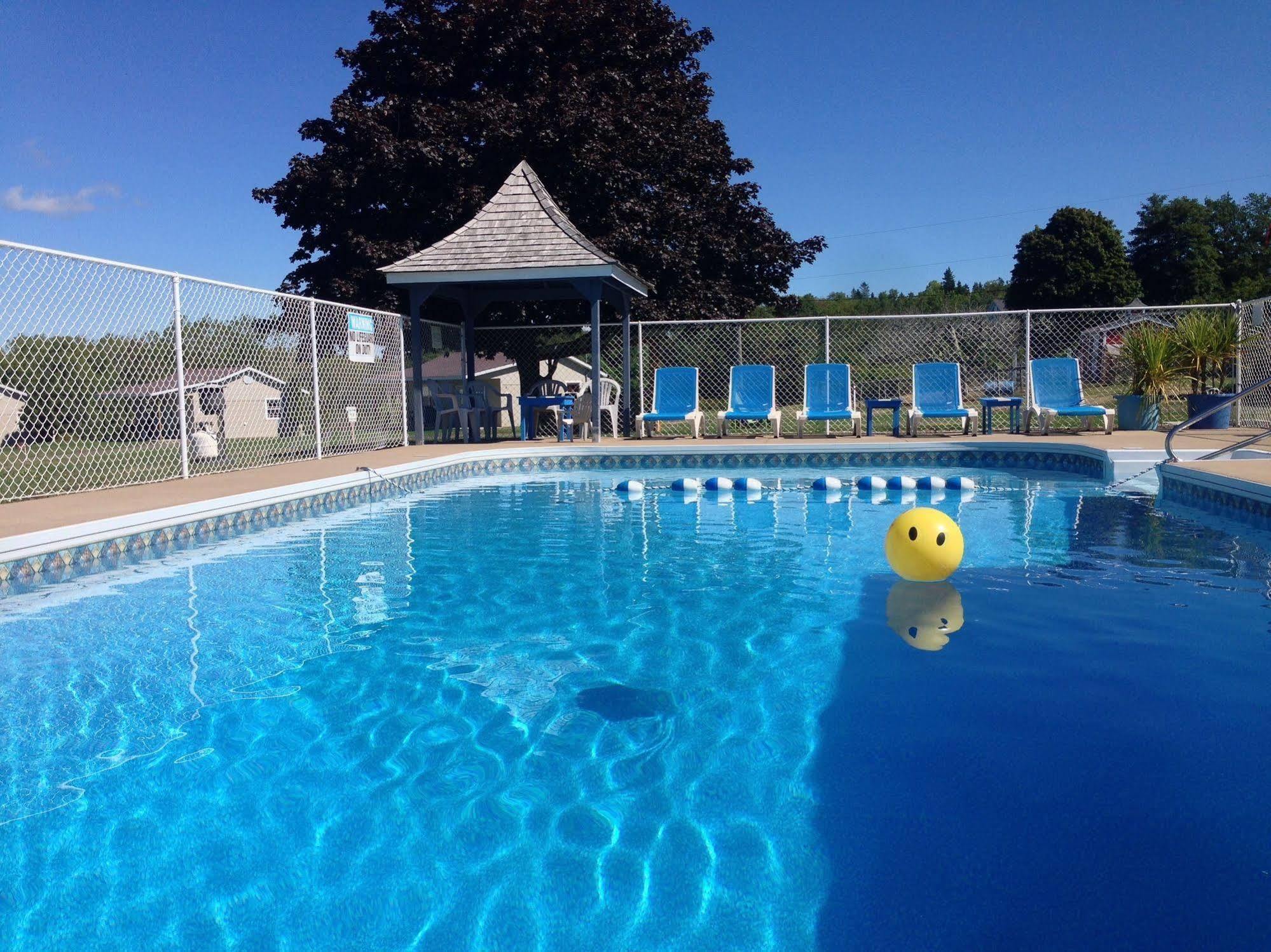 Upper Clements Cottages & RV Park Annapolis Royal Buitenkant foto